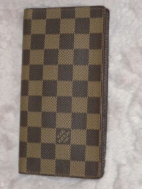 Louis Vuitton Damier Long Wallet
